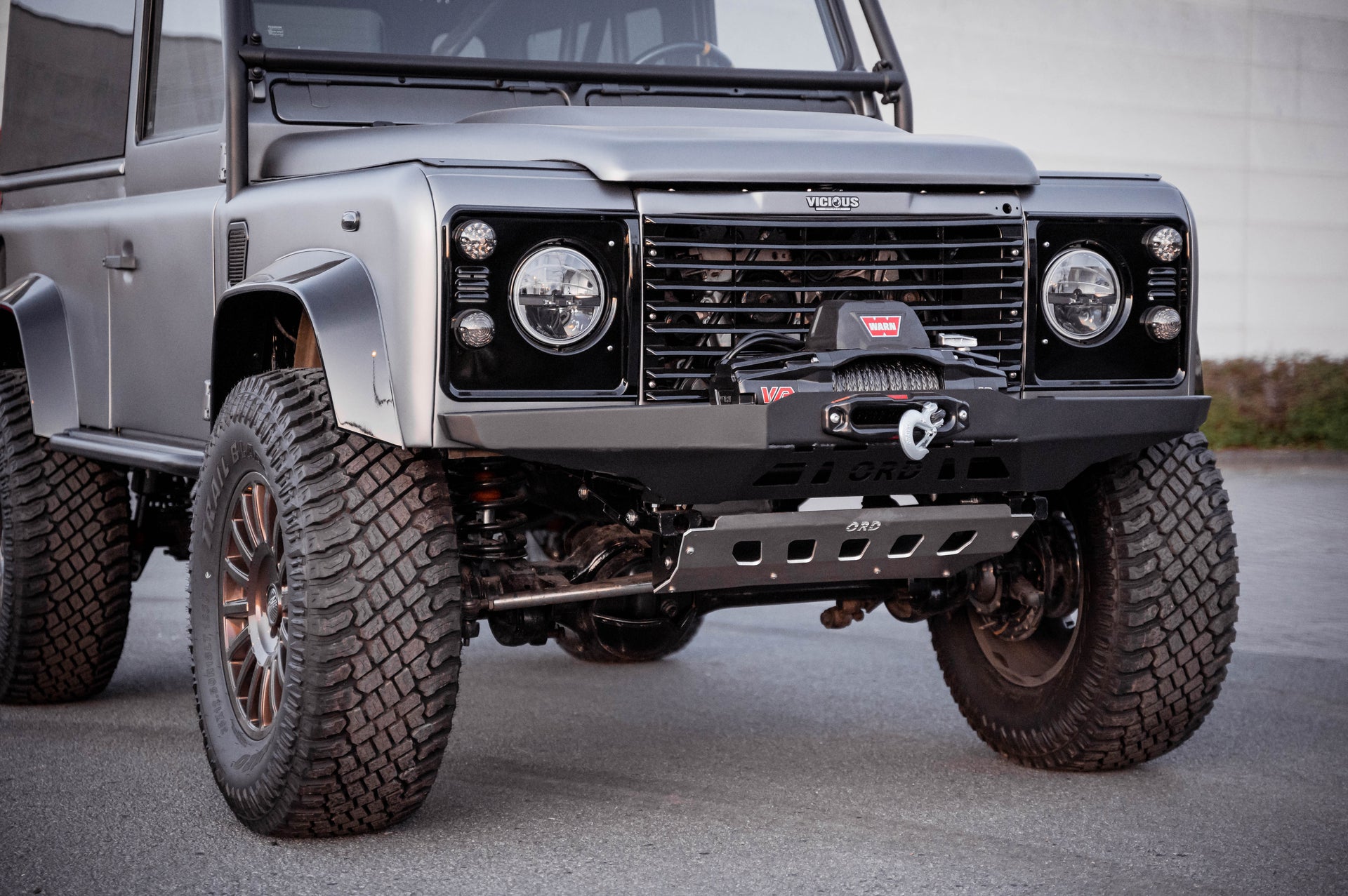Land Rover Defender (Old) Bumpers