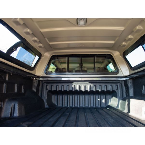 Hardtop Aeroklas Stylish for Volkswagen Amarok Double Cab (23-) -Left pop-out & Right pop-up side windows -with central locking