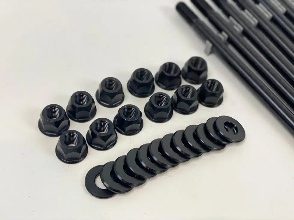TD5 cylinder head stud conversion kit