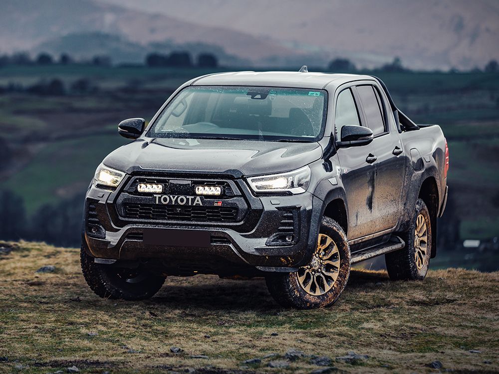 Toyota Hilux GR Sport (2023-2024) Grille Kit