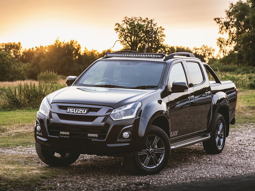 Isuzu D-Max (2017+) Dakmontagekit (met dakrails)