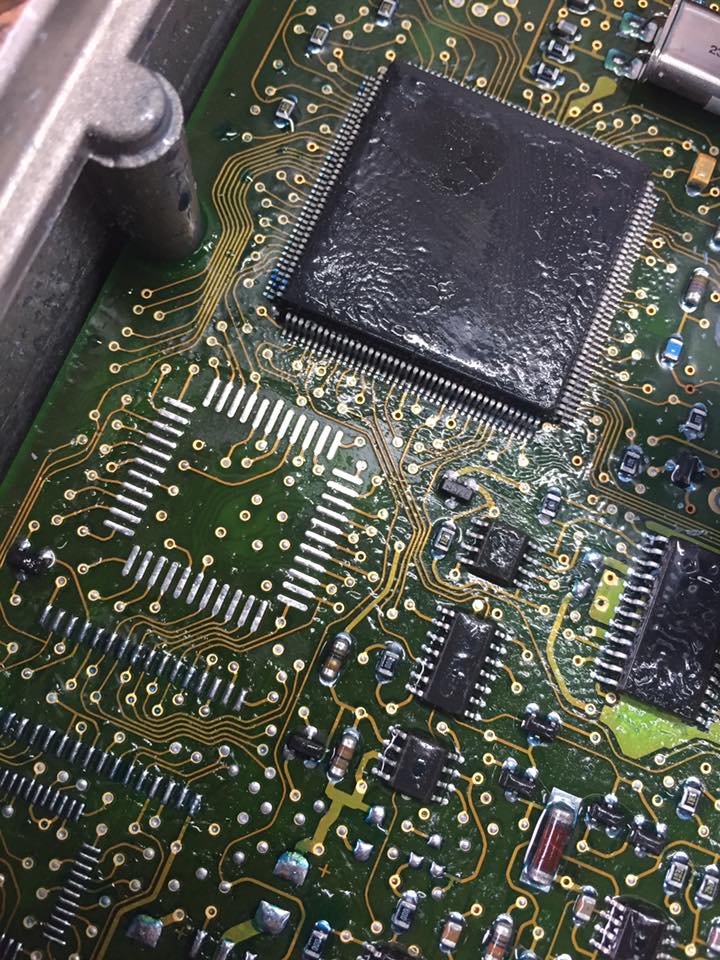 TD5INSIDE MSB ECU