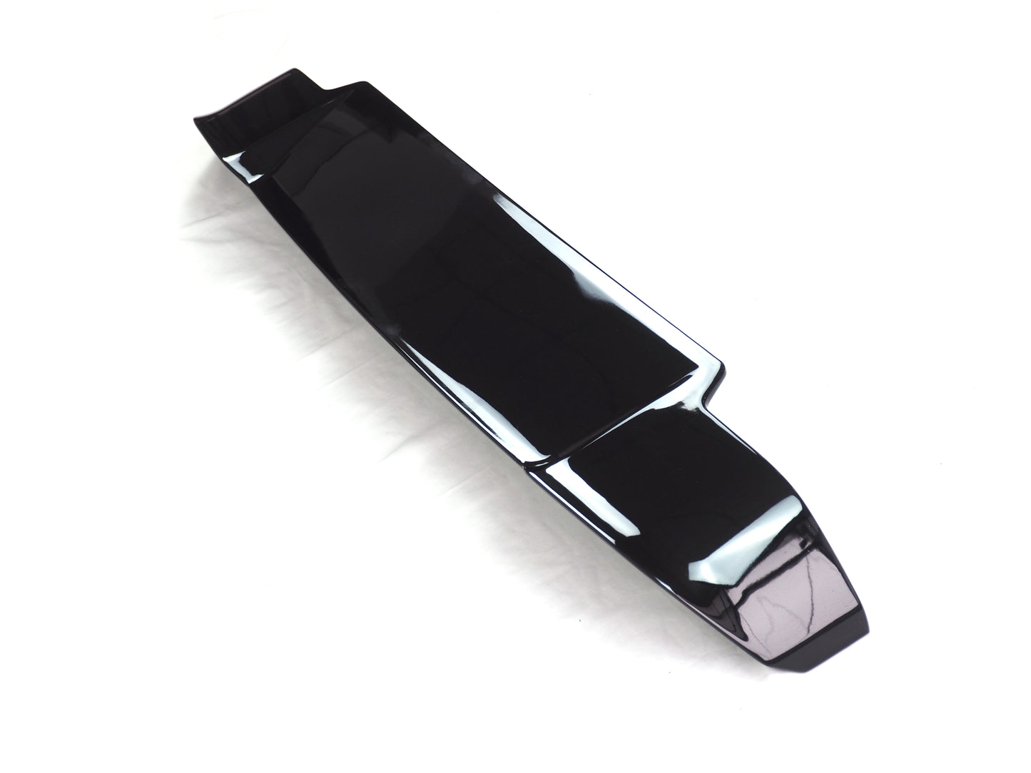 Rear Spoiler in Gloss Black for Land Rover Defender 90/110 (2020-present)