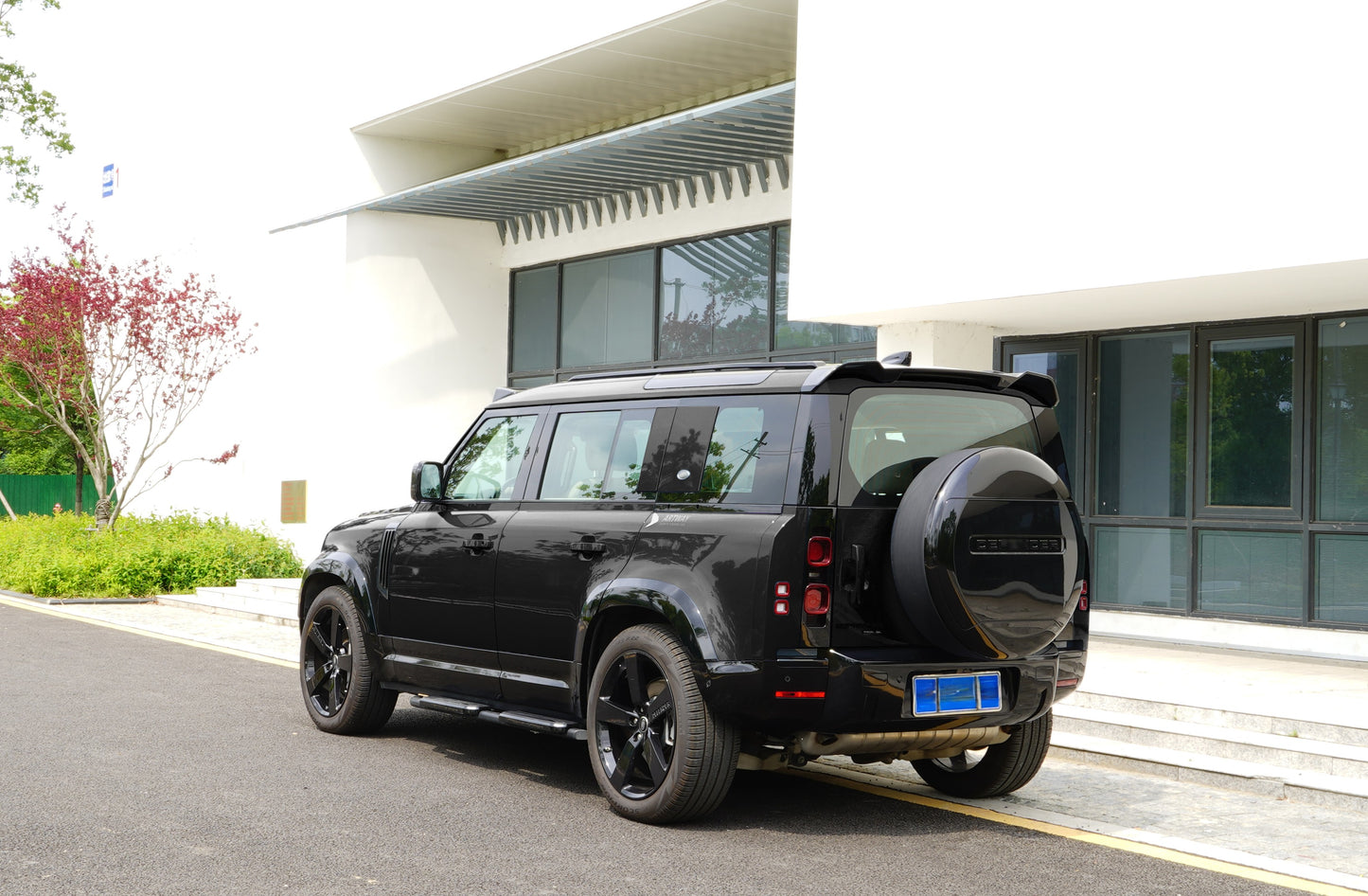 Front and Rear Wheel Arches For Land Rover Defender 110 in Black (2020-present)