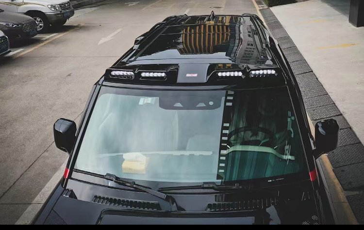 Quad Roof Light Pod kit in Gloss Black for Land Rover Defender 90/110/130 (2020-present)