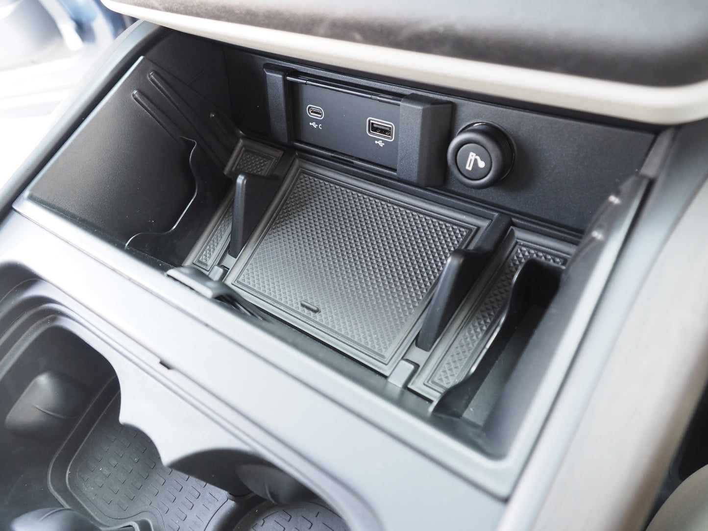 Front Centre Console Storage Insert Land Rover Defender 90/110