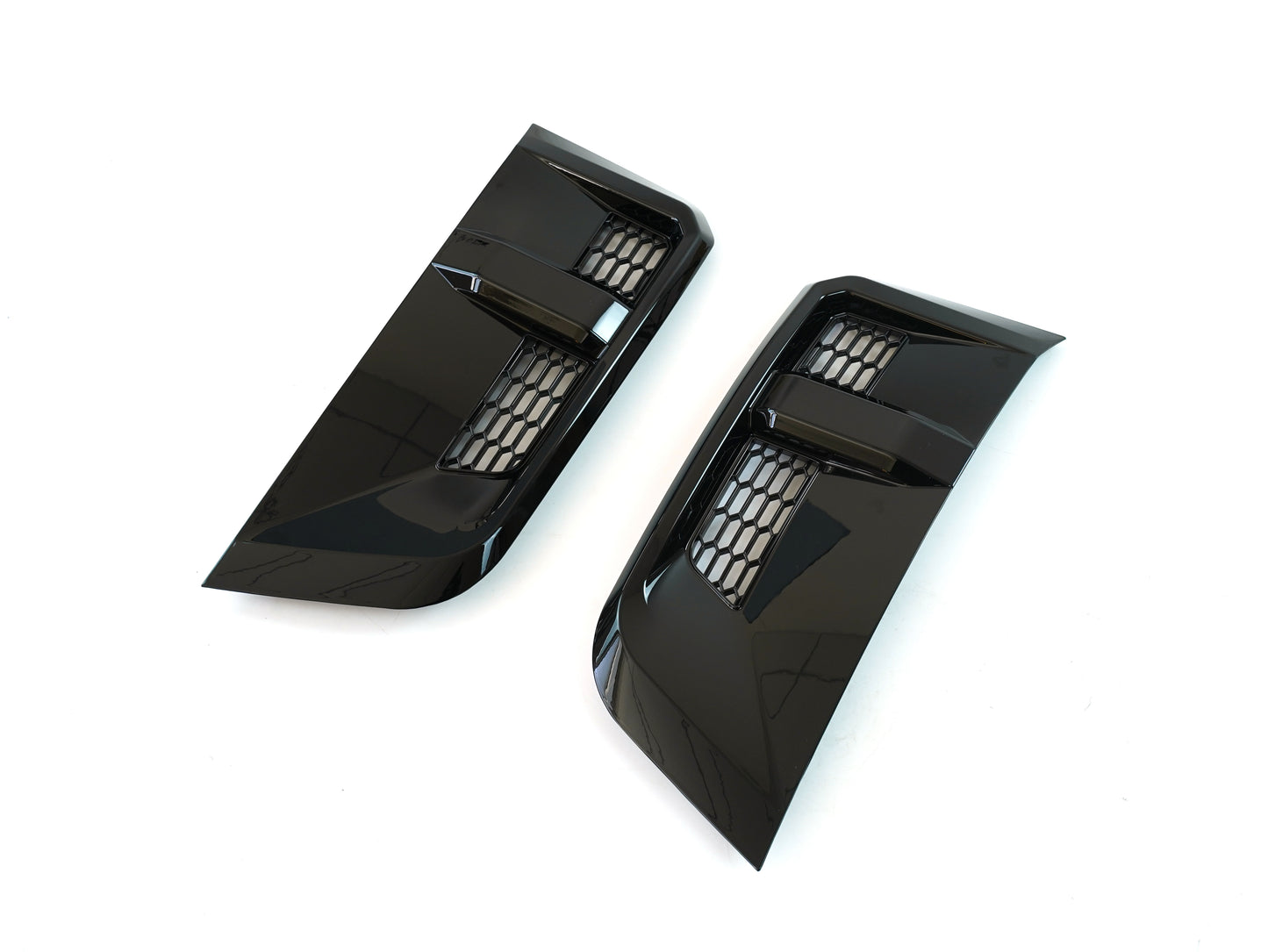 Side Vent Cover Gloss Black for Land Rover Defender 90/110 (2020-present)
