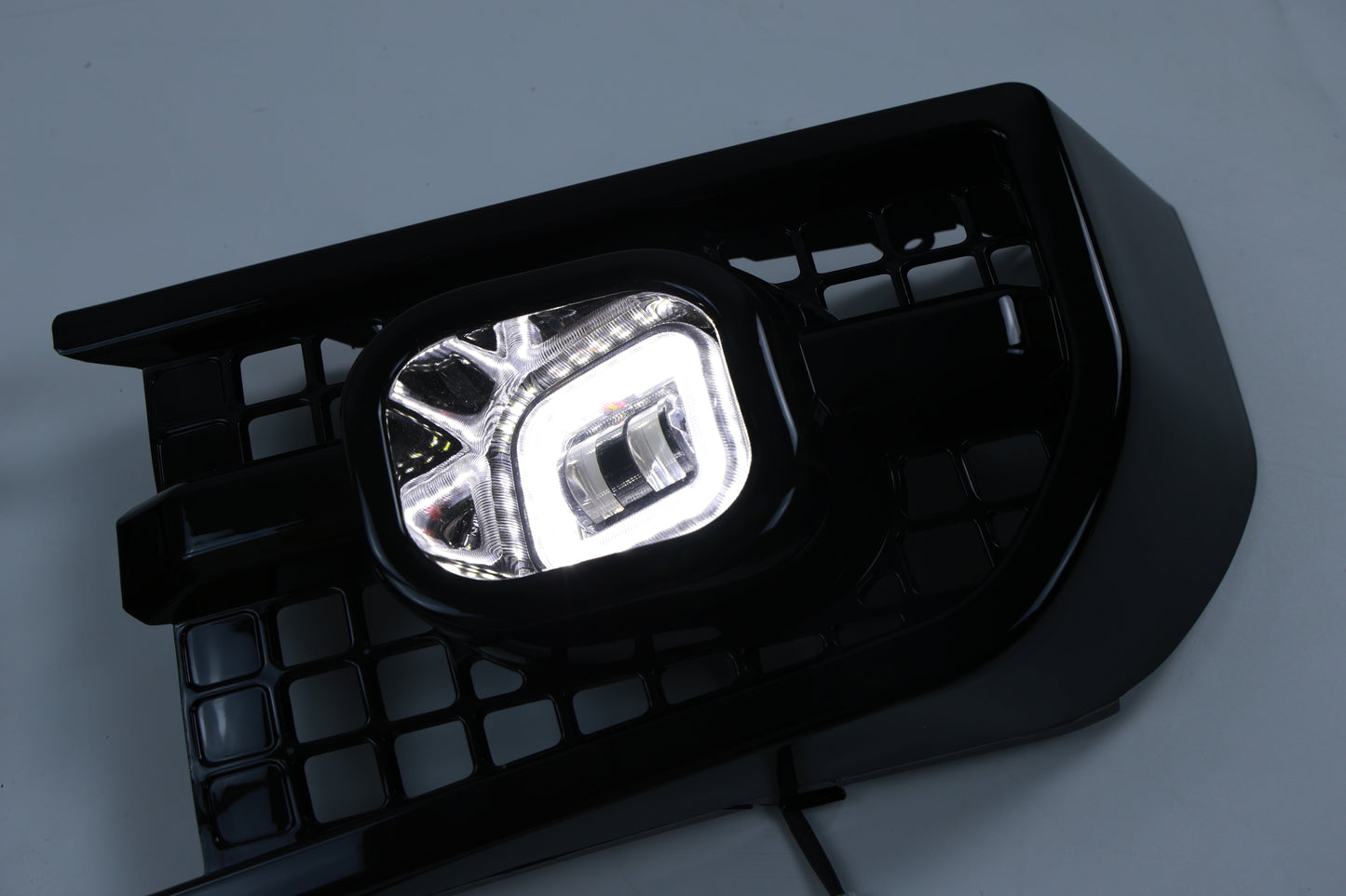 Fog Lamp set for Land Rover Defender 90/110/130 (2020-present)
