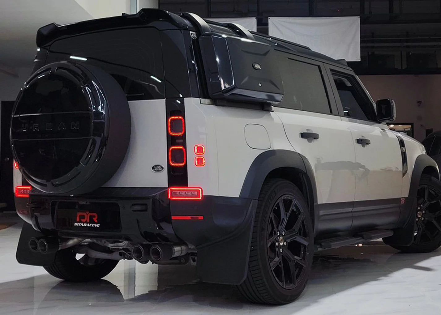 LAND ROVER DEFENDER P300 & P400e 110 SPORT SYSTEM W/ SOUND ARCHITECT