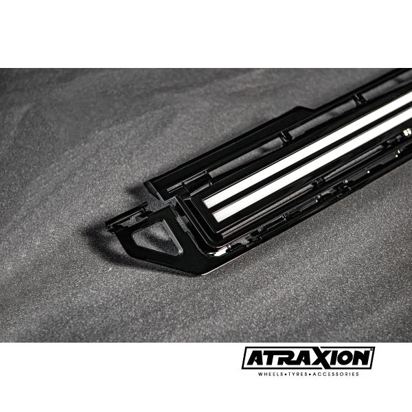 Front Grille with Twin LED Lightbar for Land Rover Defender 90/110