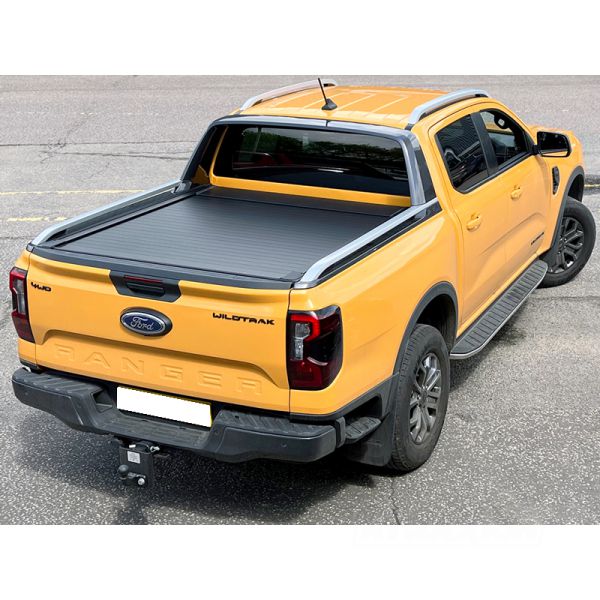RealTruck - Mountain Top EVOm Manual Rollcover in black Ford Ranger DC & Ranger Raptor + VW Amarok DC (23-)