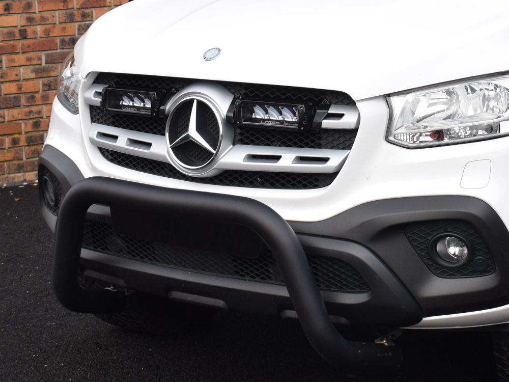 Mercedes X-Klasse (2017+) Grille Kit