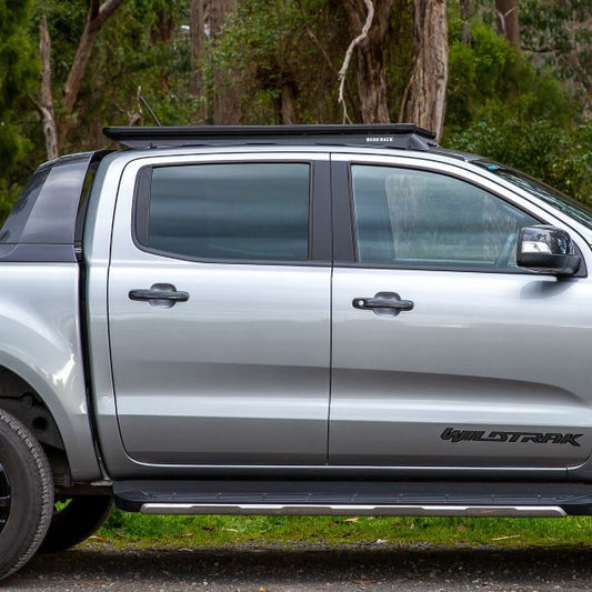 ARB BASE mounting kit for Ford Ranger T6 Wildtrak with OE roofrails - (Incl winddeflector)