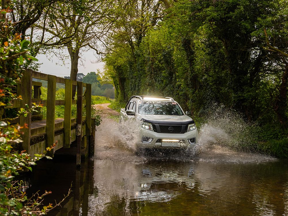 Nissan Navara (2014-2019) Dakmontagekit