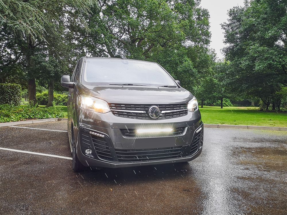Vauxhall/Opel Vivaro (2019+) grilleset