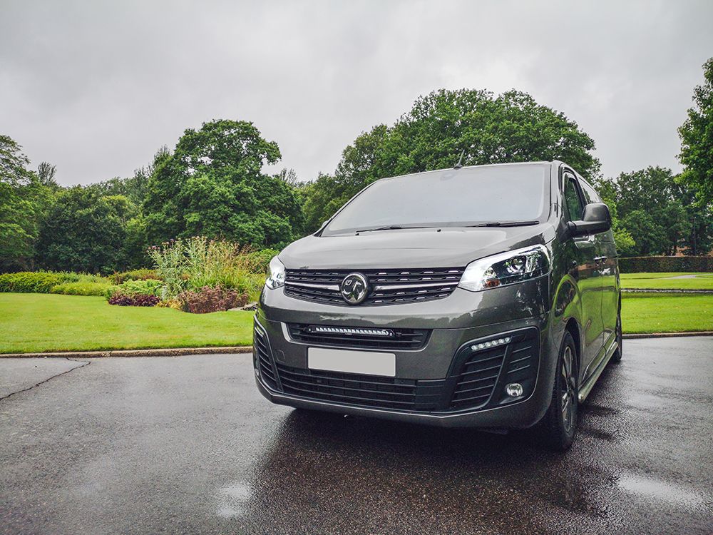 Vauxhall/Opel Vivaro (2019+) grilleset